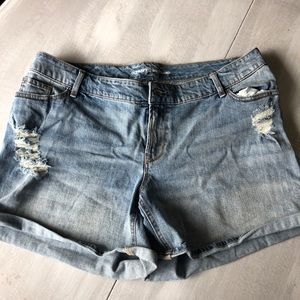 Old Navy Boyfriend Jean Shorts Plus Size 18